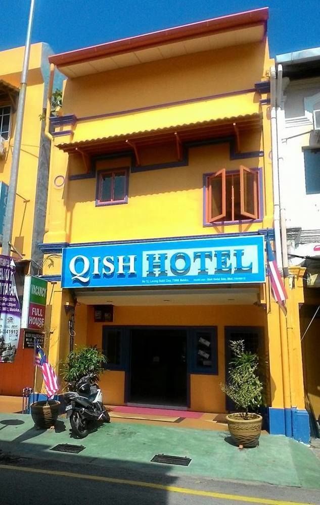 Qish Hotel Malacca Extérieur photo